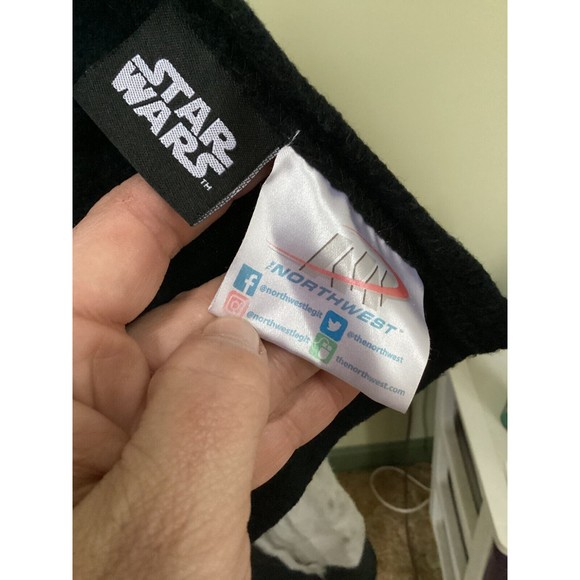 2019 NorthWest Co Star Wars Stormtrooper Comfy Throw Fleece Blanket with Sleeve - Picture 7 of 9